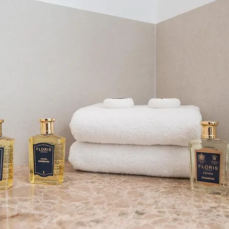 Vacation I Sirio, Golf-front Villa, Private Heated Pool, Privacy, 10 Min From Puerto Banus * Marbella