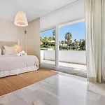 Villa Vacation I Sirio, Golf-front Villa, Private Heated Pool, Bbq, Privacy, World-class Dining, 10 Min From Puerto Banus Marbellac