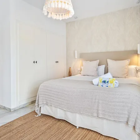 Vacation I Sirio, Golf-front Villa, Private Heated Pool, Privacy, 10 Min From Puerto Banus Villa Marbella