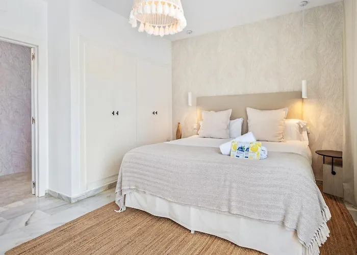 Vacation I Sirio, Golf-front Villa, Private Heated Pool, Privacy, 10 Min From Puerto Banus Villa Marbella