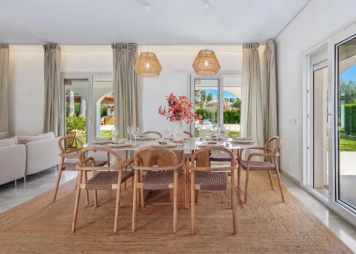 Vacation I Sirio, Golf-front Villa, Private Heated Pool, Privacy, 10 Min From Puerto Banus 别墅 *