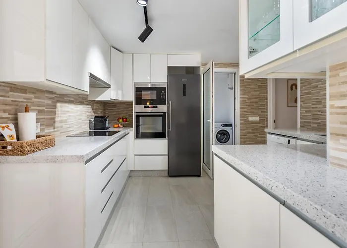 Vacation I Sirio, Golf-front Villa, Private Heated Pool, Privacy, 10 Min From Puerto Banus