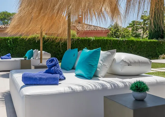 别墅 Vacation I Sirio, Golf-front Villa, Private Heated Pool, Privacy, 10 Min From Puerto Banus 马尔韦利亚