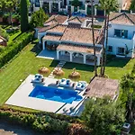 Villa Vacation I Sirio, Golf-front Villa, Private Heated Pool, Bbq, Privacy, World-class Dining, 10 Min From Puerto Banus Marbella