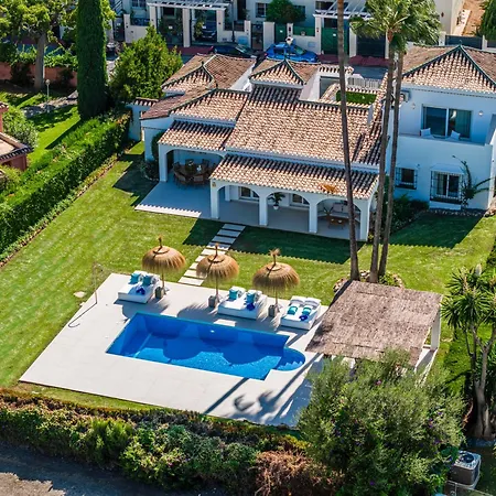 Villa Vacation I Sirio, Golf-front Villa, Private Heated Pool, Bbq, Privacy, World-class Dining, 10 Min From Puerto Banus Marbella