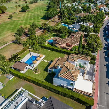 Vacation I Sirio, Golf-front Villa, Private Heated Pool, Bbq, Privacy, World-class Dining, 10 Min From Puerto Banus *