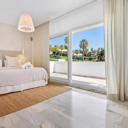 Villa Vacation I Sirio, Golf-front Villa, Private Heated Pool, Bbq, Privacy, World-class Dining, 10 Min From Puerto Banus Marbella